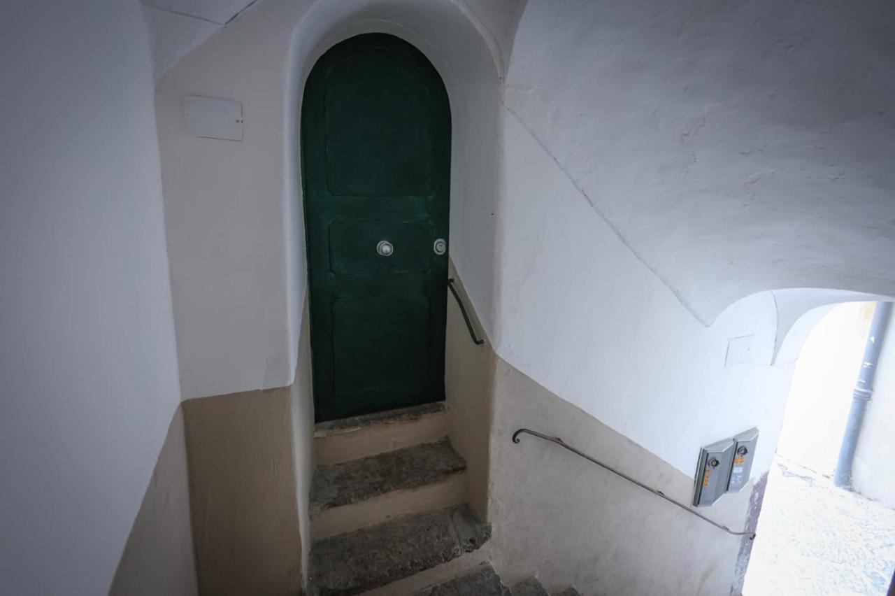 Ilary House * Napoli
